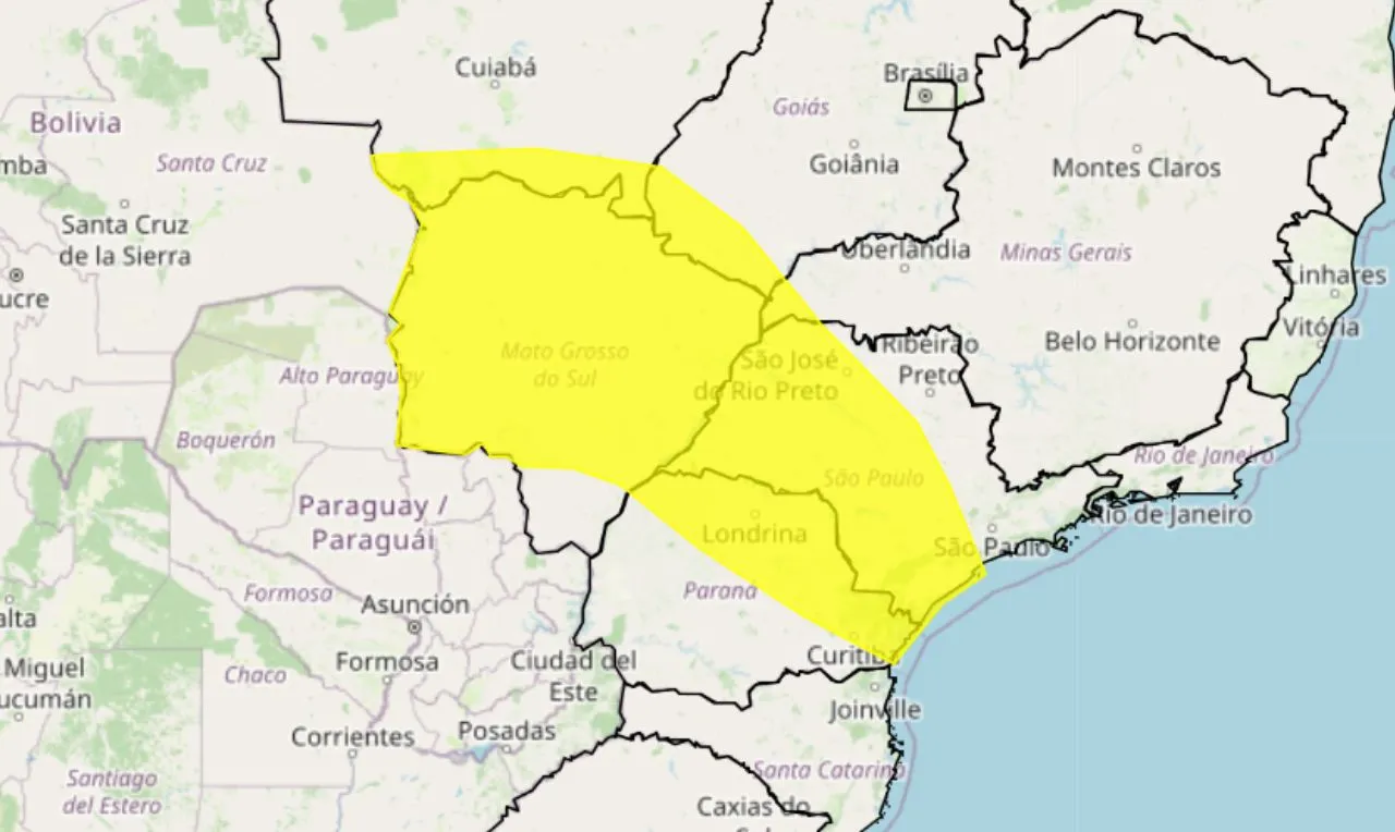o mapa mostra as &aacute;reas em alerta amarelo para temporais